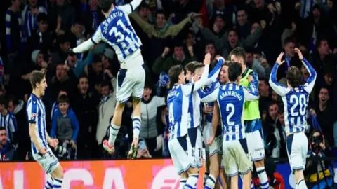 塔圖姆場上出色，投篮篮板表现赢得马祖拉好评